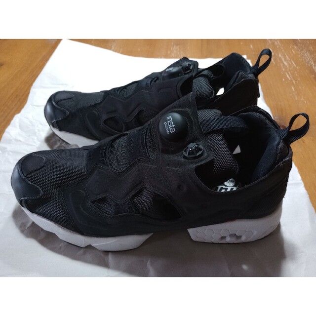 Reebok(リーボック)のReebok INSTA PUMP FURY OG インスタポンプフューリーOG メンズの靴/シューズ(スニーカー)の商品写真