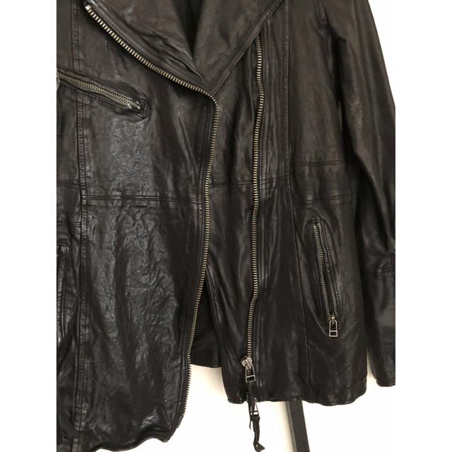 moussy(マウジー)のマウジー　美品　本革　レザーライダースジャケット　ブラック　黒　革ジャン メンズのジャケット/アウター(レザージャケット)の商品写真