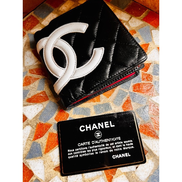 ★美品❗️CHANELシャネル カンボンライン二つ折り財布★