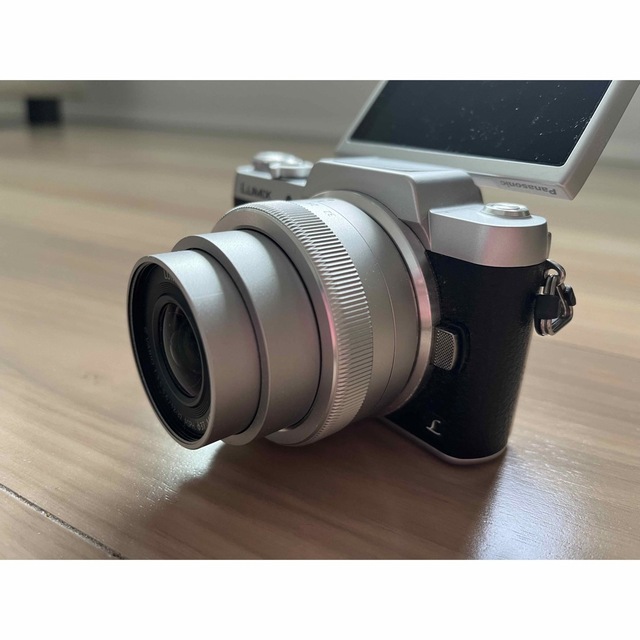Panasonic LUMIX DMC GF7 Panasonic LUMIX DMC GF7