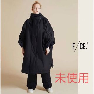 エフシーイー(F/CE.)のF/CE. パディングポンチョ　マテリアルポンチョ　コート　オーバーサイズ未使用(ダウンコート)