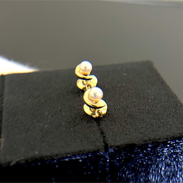 ミキモト　ピアス　一粒真珠　18K　18金　ゴールド　三日月　ベビーパール