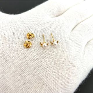 ミキモト　ピアス　一粒真珠　18K　18金　ゴールド　三日月　ベビーパール