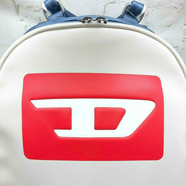 DIESEL(ディーゼル)の☆新品☆DIESEL ディーゼル☆  Dロゴ カラーブロック バックパック メンズのバッグ(バッグパック/リュック)の商品写真