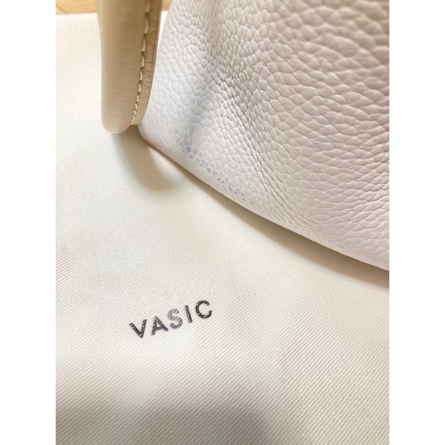 VASIC(ヴァジック)のvasic BOND MINI トゥモローランド別注　 レディースのバッグ(ハンドバッグ)の商品写真