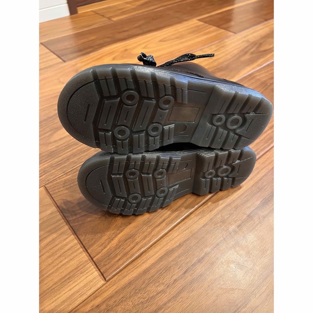 ORiental TRaffic(オリエンタルトラフィック)の《新品・未使用》キッズブーツ　編み上げ　黒　18cm    キッズ/ベビー/マタニティのキッズ靴/シューズ(15cm~)(ブーツ)の商品写真