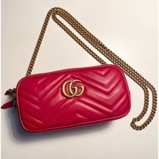 グッチ(Gucci)のグッチ GGマーモント  ミニ ショルダー チェーンショルダー レッド 未使用品(ショルダーバッグ)