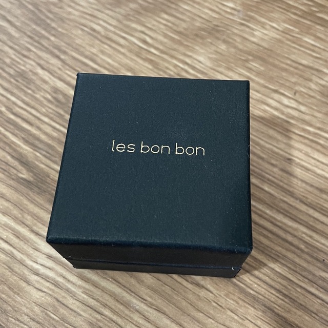 les bon bon(ルボンボン)のles bon bonルボンボン　サリーチェーンピアス レディースのアクセサリー(ピアス)の商品写真