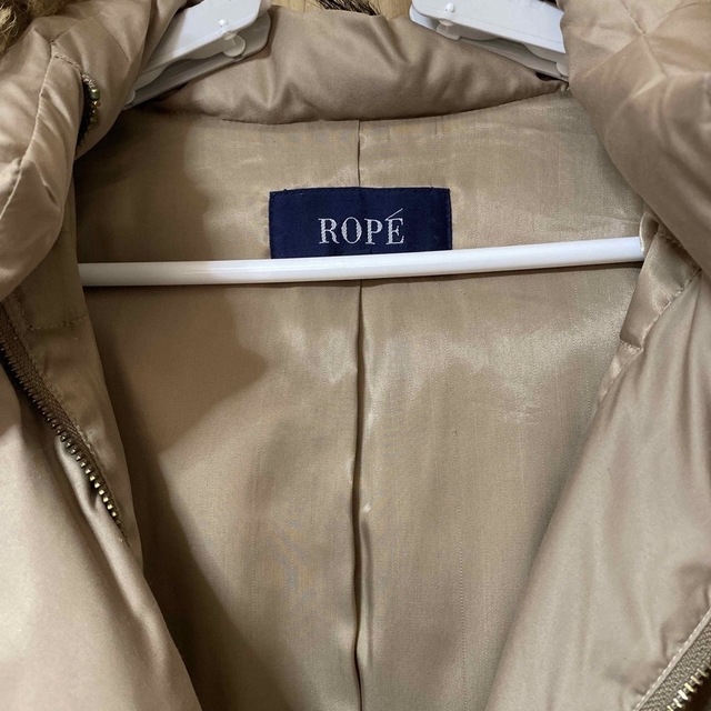 ROPE’(ロペ)のとても暖かい！ROPE ダウンコート　フード取り外し可能　9号 レディースのジャケット/アウター(ダウンコート)の商品写真