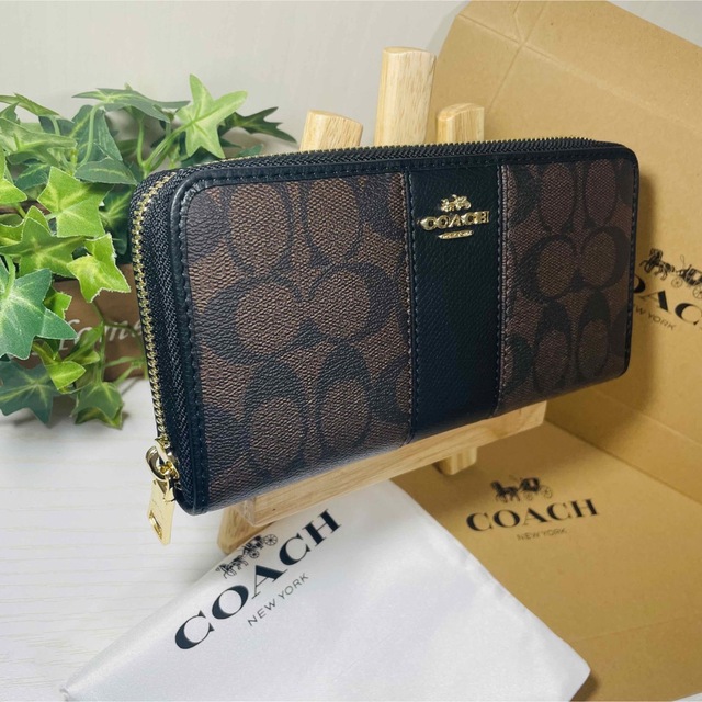 COACH(コーチ)の【新品】COACH コーチ  ラウンドファスナー長財布　 レディースのファッション小物(財布)の商品写真