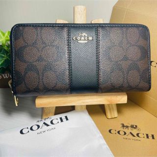 コーチ(COACH)の【新品】COACH コーチ  ラウンドファスナー長財布　(財布)