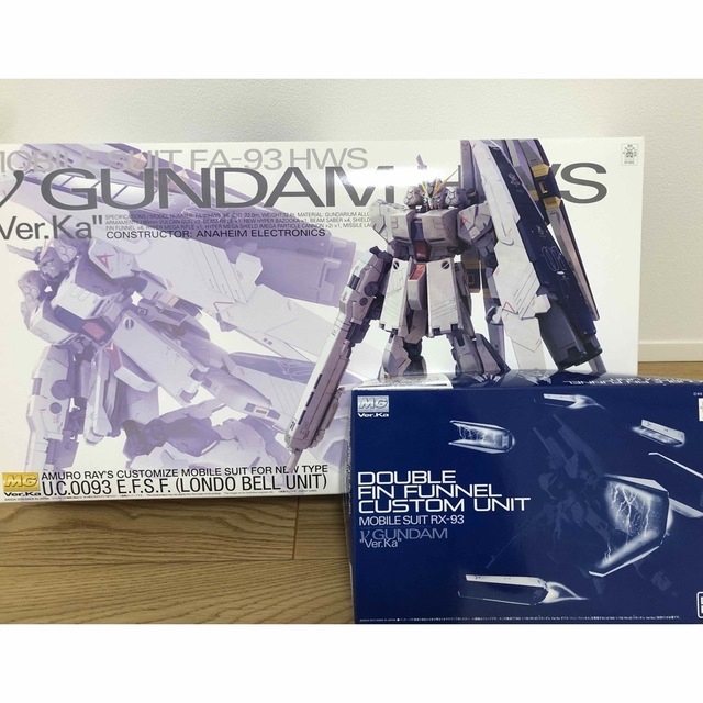 未使用品】MG 1/100 νガンダム Ver.Ka & 細かく ダブルフィン 未使用品】MG 1/100 νガンダム Ver.Ka & 細かく ダブルフィン