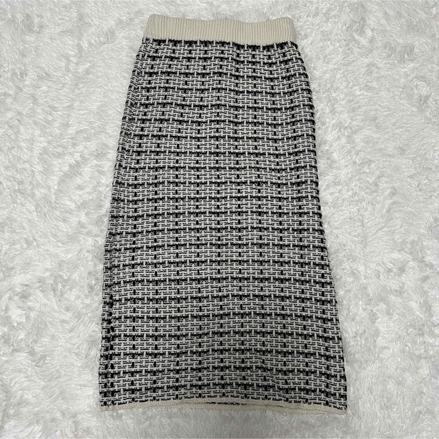 natural couture(ナチュラルクチュール)の新品未使用 タグ付き ナチュラルクチュール ツイード ロングスカート ニット レディースのスカート(ロングスカート)の商品写真