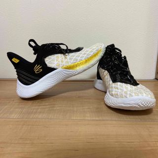 アンダーアーマー(UNDER ARMOUR)のCurry9(バスケットボール)