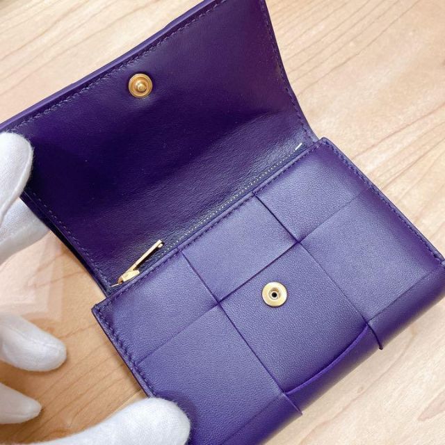 新品未使用】BOTTEGA VENETA 折財布 三つ折り パープル - tigerwingz.com