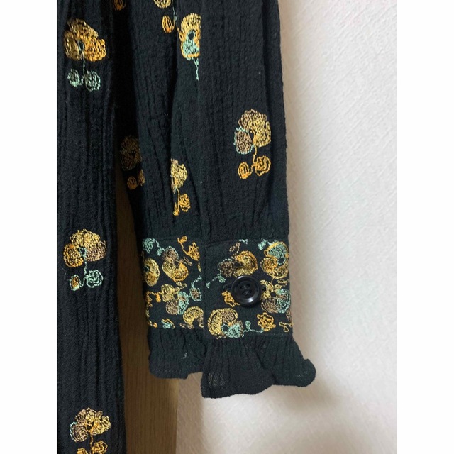 されたとて】 nowos フラワー刺繍ワンピース Sサイズ 新品未使用 に