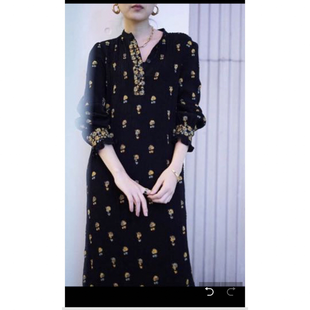 されたとて】 nowos フラワー刺繍ワンピース Sサイズ 新品未使用 に