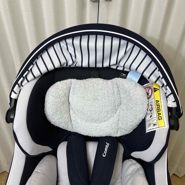 クリーニング済☆綺麗☆ コンビ 新生児OK クルムーヴ ISOFIX 1秒