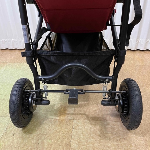 AIRBUGGY(エアバギー)の除菌洗浄済　☆綺麗☆　エアバギーココ　ブレーキモデル　レッド キッズ/ベビー/マタニティの外出/移動用品(ベビーカー/バギー)の商品写真