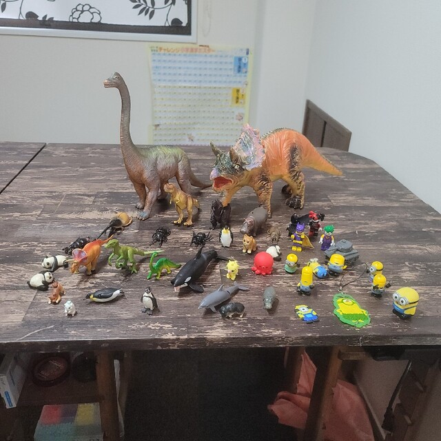 恐竜の玩具になります。