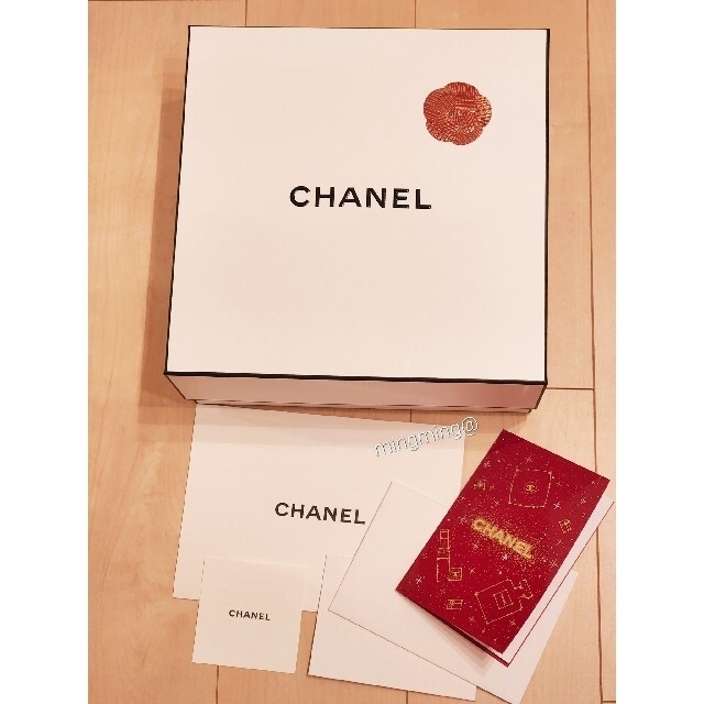 CHANEL(シャネル)のシャネル ギフトボックス　限定メッセージカード付 レディースのバッグ(ショップ袋)の商品写真
