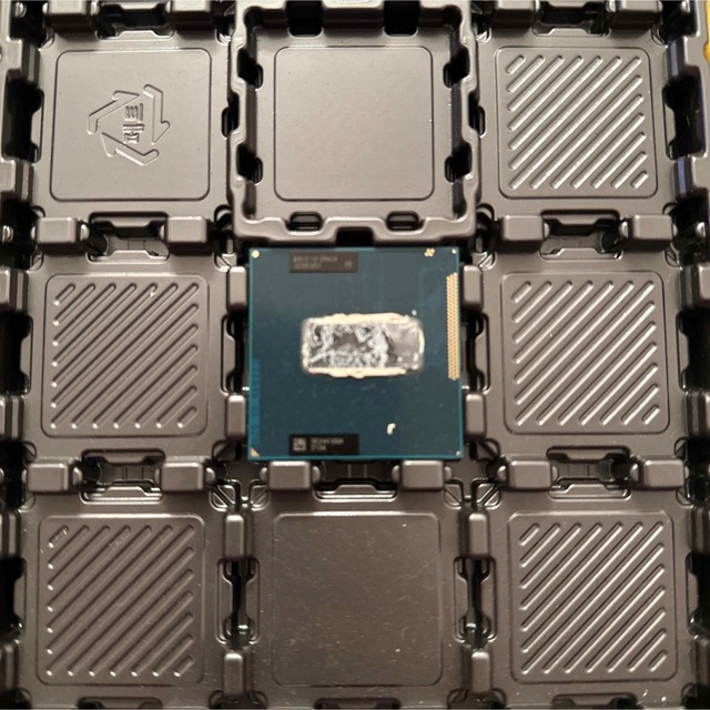Intel Core i7 3630QM SR0UX ノートパソコン用CPU