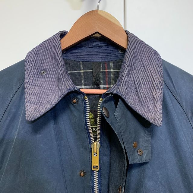 Barbour(バーブァー)のVintage Barbour BEDALE 4つポケ 棒ジップ C44 031 メンズのジャケット/アウター(ミリタリージャケット)の商品写真