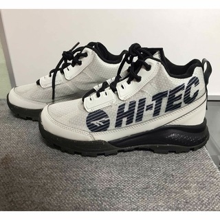 ハイテック(HI-TEC)のHI-TEC  透湿防水　耐寒　スニーカー　ウォーキング　マイナス20℃耐久　靴(登山用品)