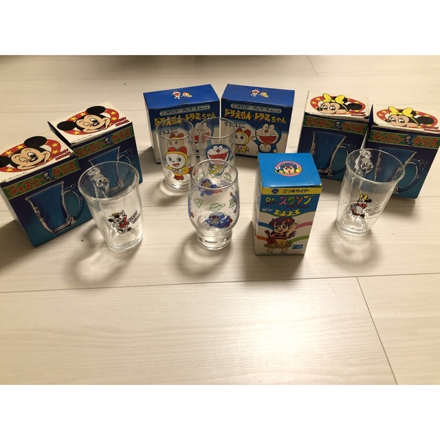 ディズニー ドラえもん ドラミちゃん アラレちゃんレトログラスセット 【新作入荷!!】 67.0%OFF ディズニー グラスセット