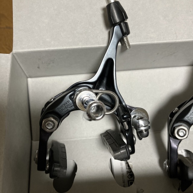 SHIMANO(シマノ)のシマノ  ST-5700左右、BR-5700前後　レバー、ブレーキ スポーツ/アウトドアの自転車(パーツ)の商品写真