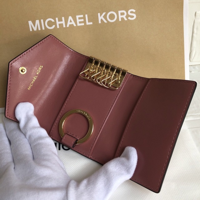 新品 マイケルコース MICHEAL KORS シグネチャーピンク キーケース