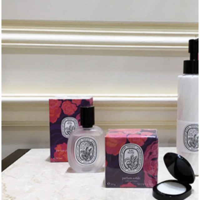 diptyque オーローズ ソリッドパフューム 新品・未開封・限定品- diptyque オーローズ ソリッドパフューム 新品・未開封・限定品-