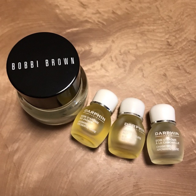 BOBBI BROWN(ボビイブラウン)のBobbi Brown ボビイブラウンフェイスオイル　Darphinオイル化粧品 コスメ/美容のスキンケア/基礎化粧品(美容液)の商品写真