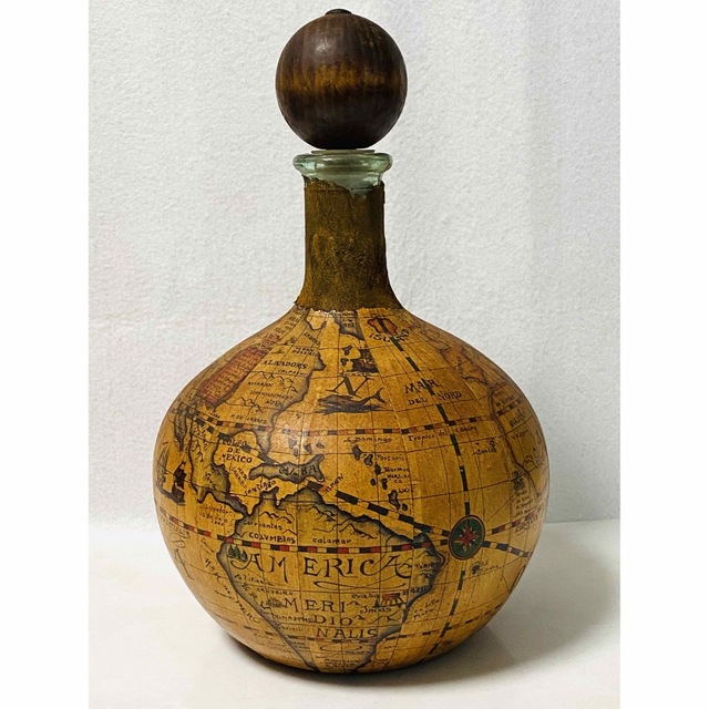 【 希少 】イタリア製  ヴィンテージ  旧世界地図柄 レザーラップガラスボトル
