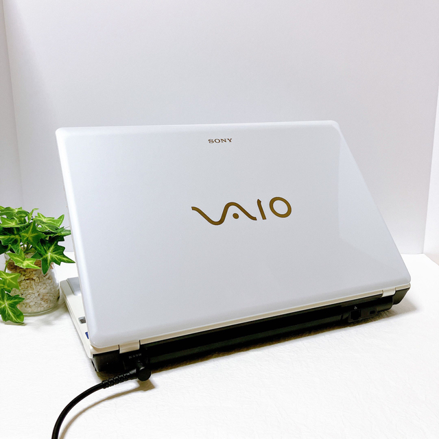 早い者勝ち！1TB大容量★人気のVAIO✨すぐ使えるカメラ付きノートパソコン✨