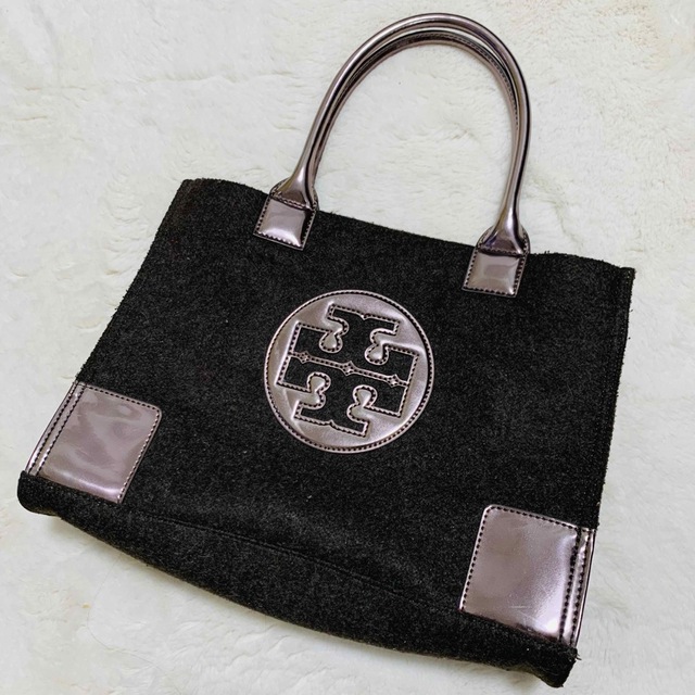 Tory Burch(トリーバーチ)の【即日発送】トリーバーチ TORY BURCH ロゴ フェルト×レザー トート レディースのバッグ(トートバッグ)の商品写真