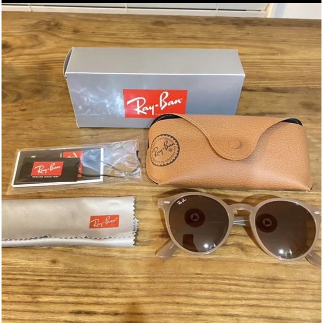 Ray-Ban(レイバン)のRayBan  サングラス  ラウンド　RB2180F 616613 さのまい レディースのファッション小物(サングラス/メガネ)の商品写真