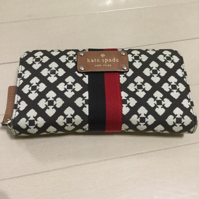 kate spade new york(ケイトスペードニューヨーク)のケイトスペード 長財布 レディースのファッション小物(財布)の商品写真