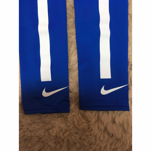 ナイキ NIKE アームカバー エリートUVアームスリーブ 2枚組S/M ブルー