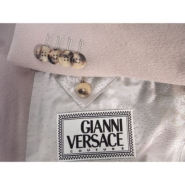 Gianni Versace(ジャンニヴェルサーチ)のsize50☆極美品☆ジャンニヴェルサーチ カシミア混チェスターコート メンズのジャケット/アウター(チェスターコート)の商品写真