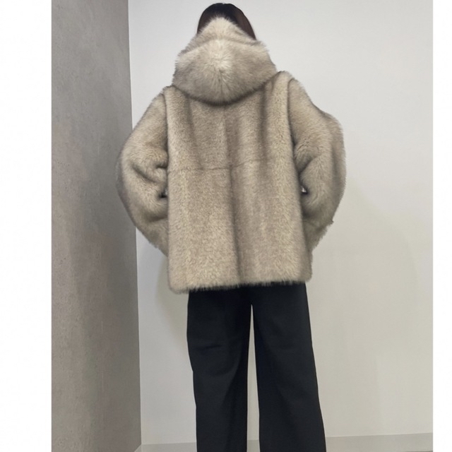 新品THINK FUR / Gradation Fur Foody Jacket