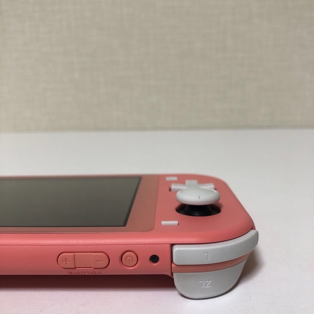 Nintendo Switch Lite ニンテンドースイッチ ライト コーラル Nintendo Switch Lite ニンテンドースイッチ ライト コーラル