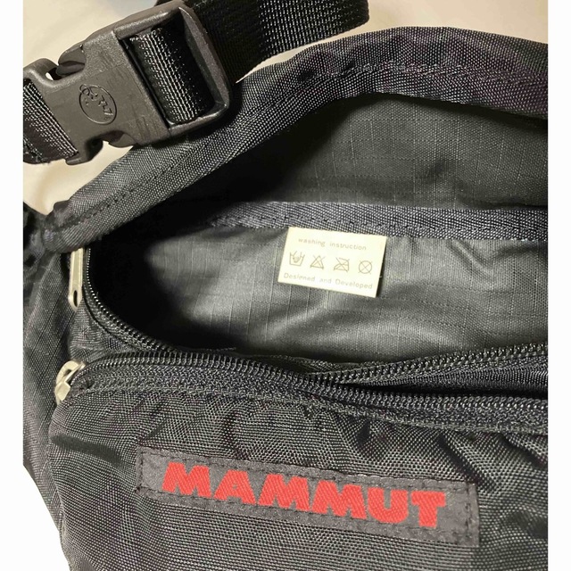 Mammut(マムート)の【最終価格】MAMMUTクラッシックバムバッグ ボディバッグ1.5L+即決オマケ スポーツ/アウトドアのアウトドア(その他)の商品写真