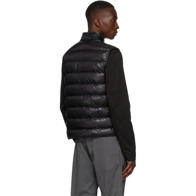 MONCLER - 新品商品タグ付き モンクレール ギュイ GUIの通販 by m.'s ...