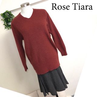 ローズティアラ(Rose Tiara)のローズティアラのVネックゆったりシルエットセーター（38）(ニット/セーター)