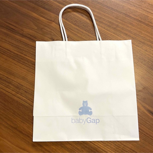 babyGAP(ベビーギャップ)のBaby GAP ショップ袋 紙袋 手提げ キッズ/ベビー/マタニティのキッズ/ベビー/マタニティ その他(その他)の商品写真