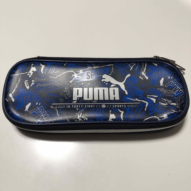 PUMA(プーマ)のしょるいいっしき様専用☆PUMA ペンケース インテリア/住まい/日用品の文房具(ペンケース/筆箱)の商品写真