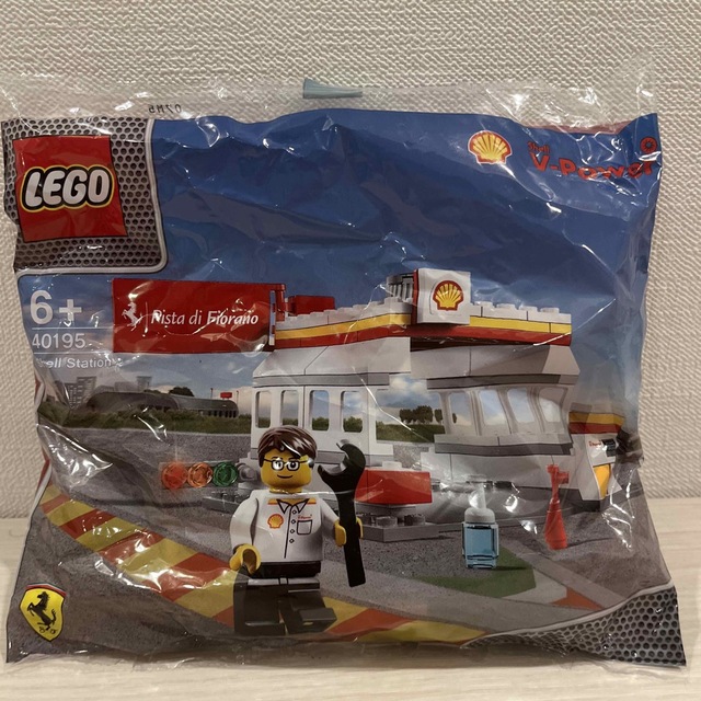 Lego(レゴ)の【非売品】LEGO Shell Station キッズ/ベビー/マタニティのおもちゃ(積み木/ブロック)の商品写真