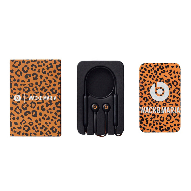 WACKO MARIA(ワコマリア)のBEATS FLEX WACKO MARIA LEOPARD ワイヤレスイヤホン スマホ/家電/カメラのオーディオ機器(ヘッドフォン/イヤフォン)の商品写真