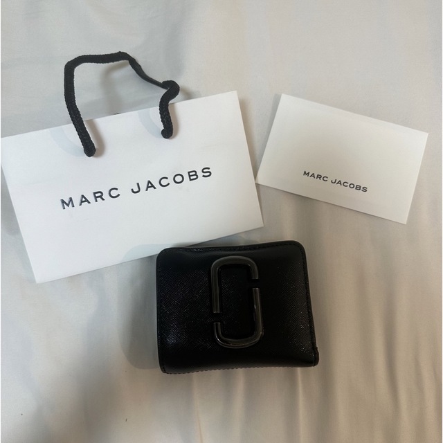 MARC JACOBS